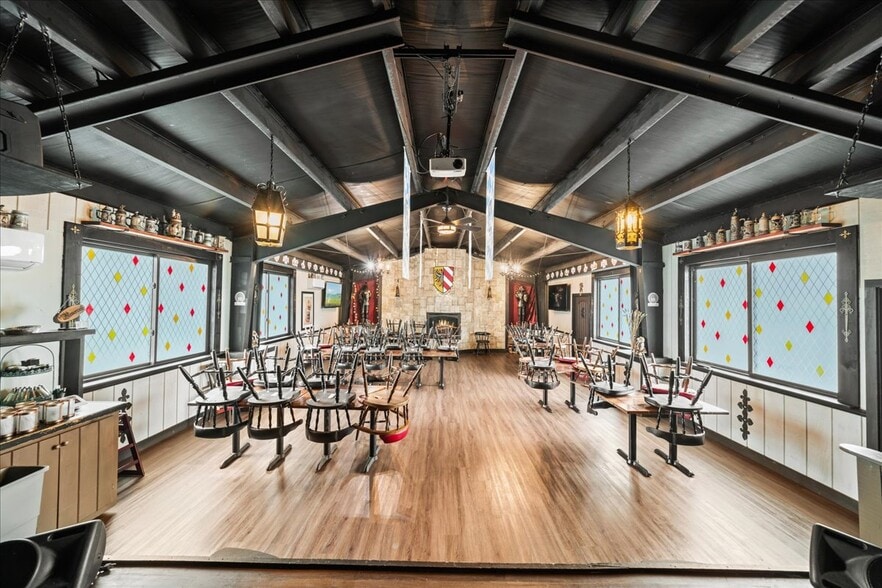 More Photos Of 2136 Lake Ariel Hwy, Lake Ariel Restaurant For Sale