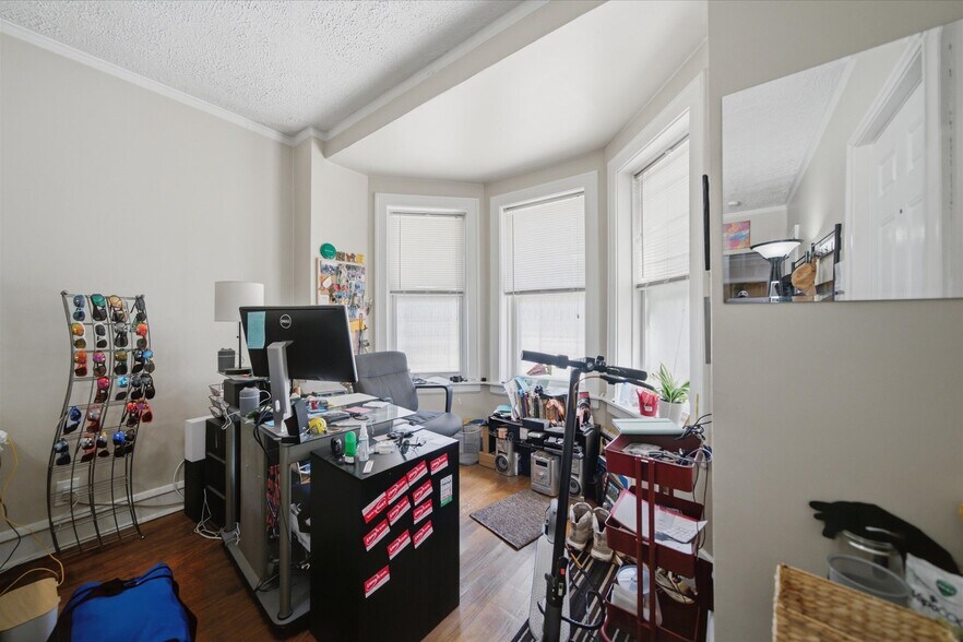 More Photos Of 2418 N Western Ave, Chicago Apartments For Sale