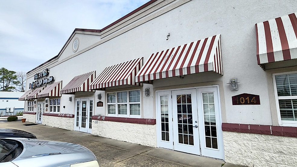 Primary Photo Of 1014 N Bragg Blvd, Spring Lake Medical For Lease