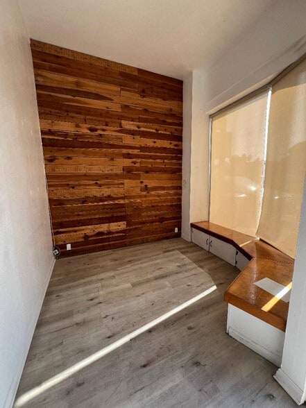 More Photos Of 211 Torrance Blvd, Redondo Beach Storefront For Lease