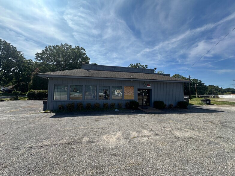 More Photos Of 3145 N Watkins St, Memphis General Retail For Sale