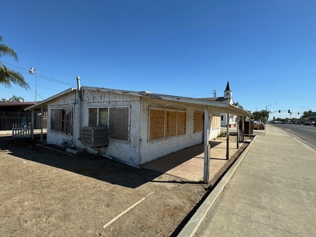 More Photos Of 41632 Road 128 Rd, Orosi Funeral Home For Sale