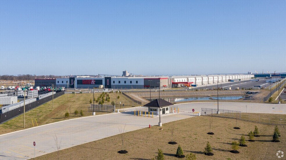 More Photos Of 6331 Tradepoint Ave, Sparrows Point Land For Lease