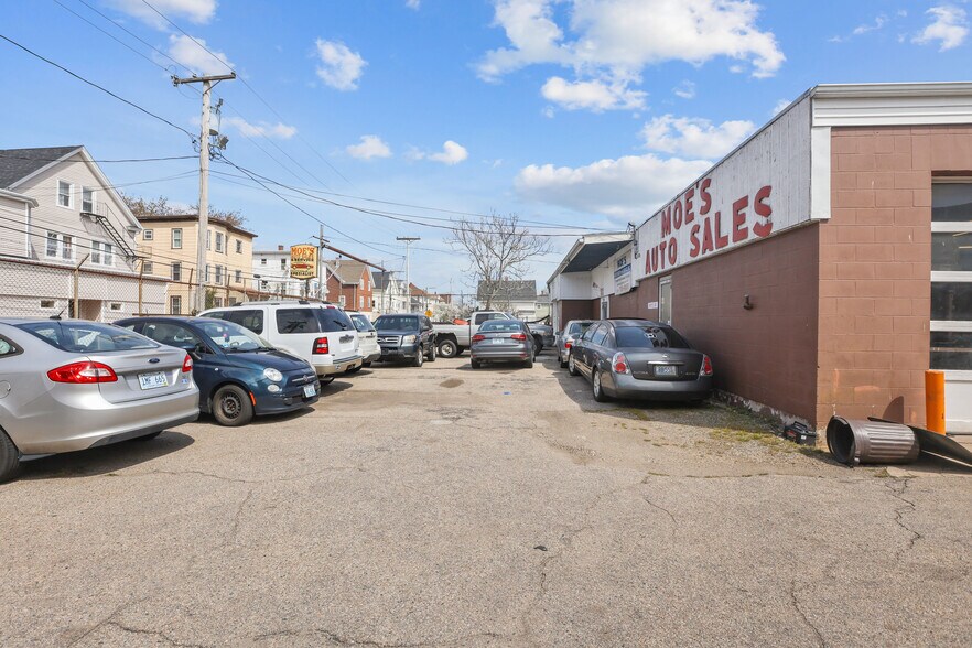More Photos Of 19 Benefit St, Pawtucket Industrial For Sale