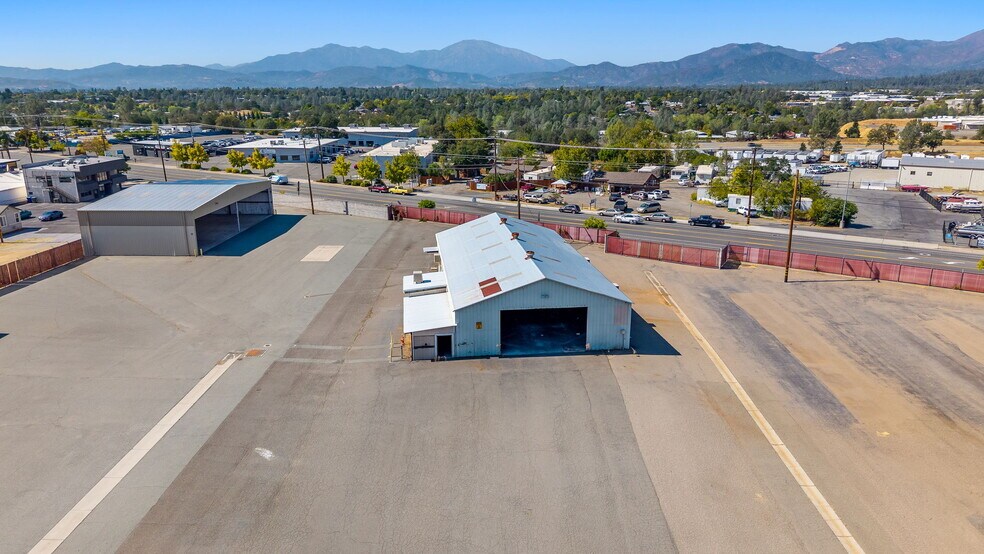 More Photos Of 1045 Twin View Blvd, Redding Freestanding For Sale