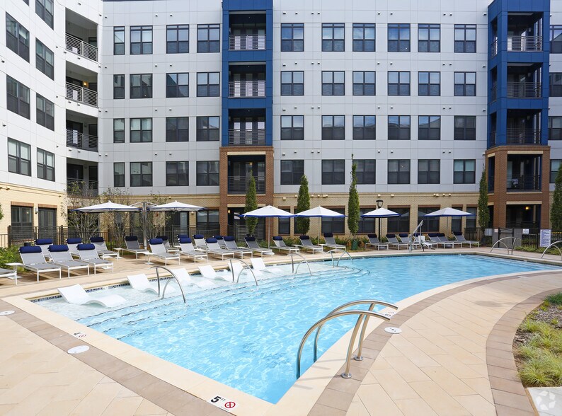 More Photos Of 2520 South Blvd, Charlotte Apartments For Lease