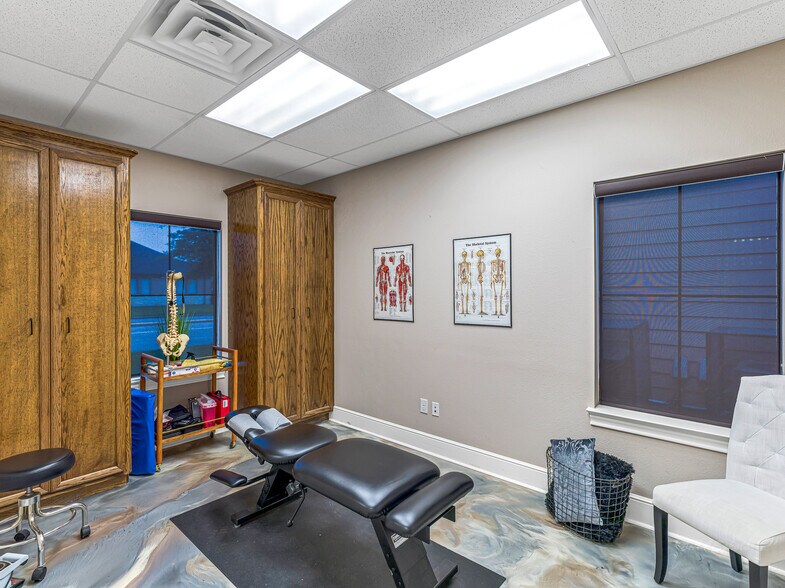 More Photos Of 456 Park Grove Dr, Katy Medical For Lease