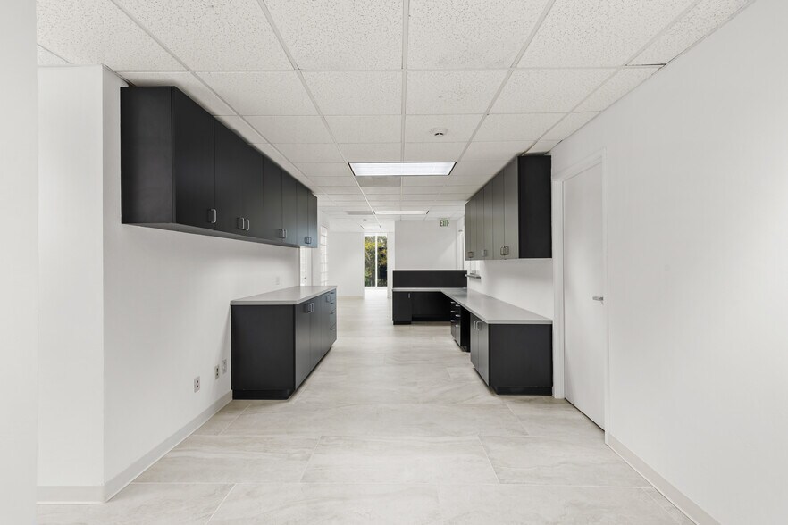 More Photos Of 3003 4th Ave, San Diego Medical For Lease