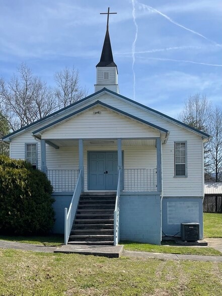 More Photos Of 2940 Calderwood Hwy, Maryville Religious Facility For Sale