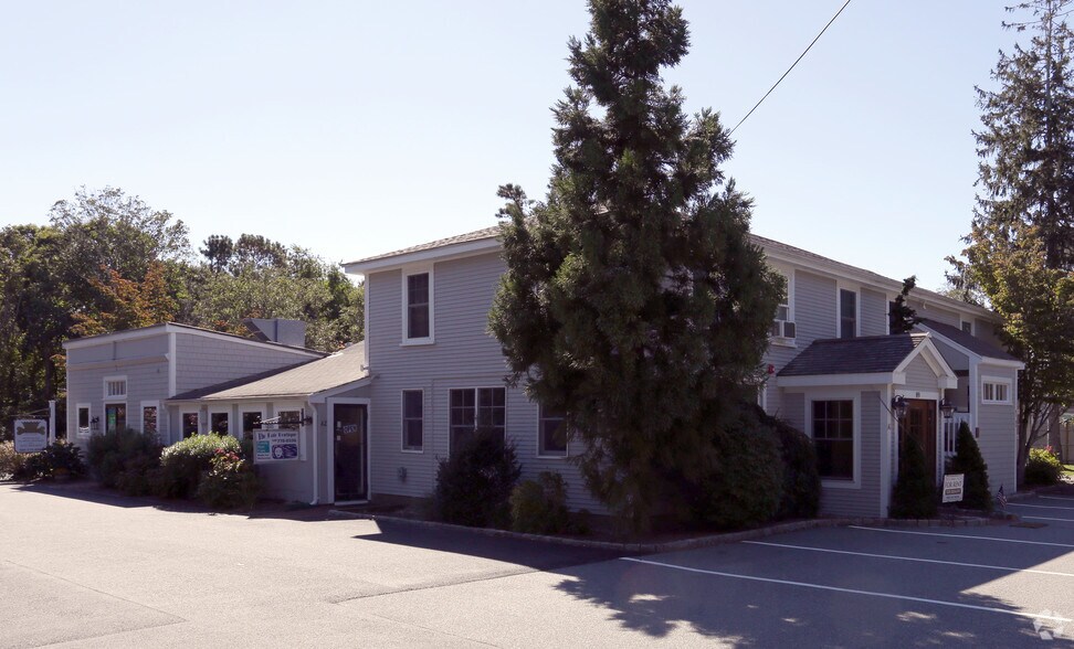 More Photos Of 89 S Main St, Centerville Office For Lease