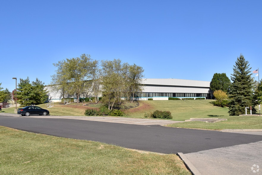 More Photos Of 7500 Industrial Row Dr, Mason Warehouse For Lease