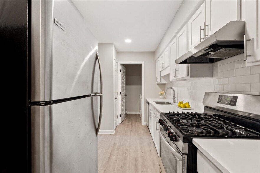 More Photos Of 1701 Hawthorne Ave, College Park Apartments For Sale