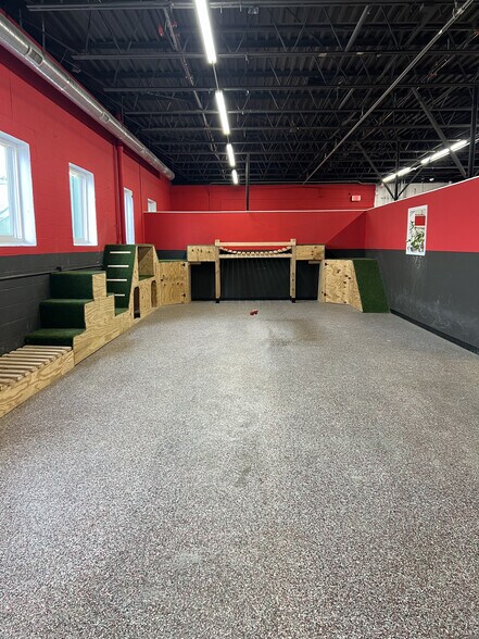 More Photos Of 5 Reynolds, Norwalk Warehouse For Lease