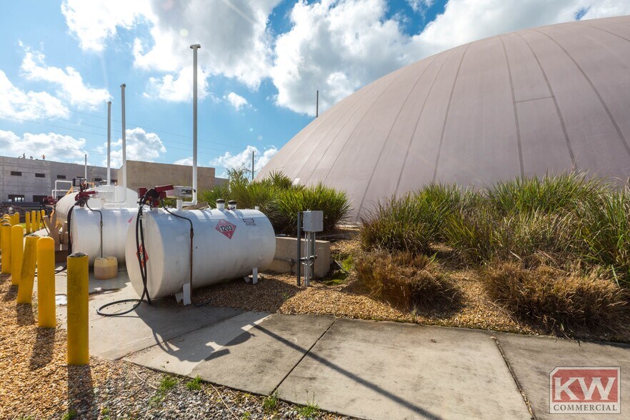 More Photos Of 8331 Estate 33 Rd N, Lakeland Warehouse For Sale