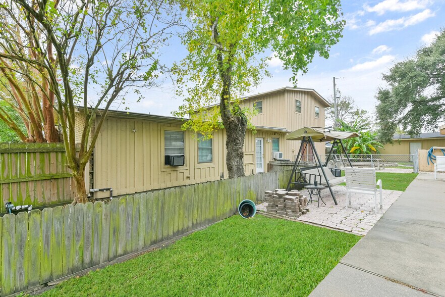 More Photos Of 1804 36th St N, Texas City Multifamily For Sale