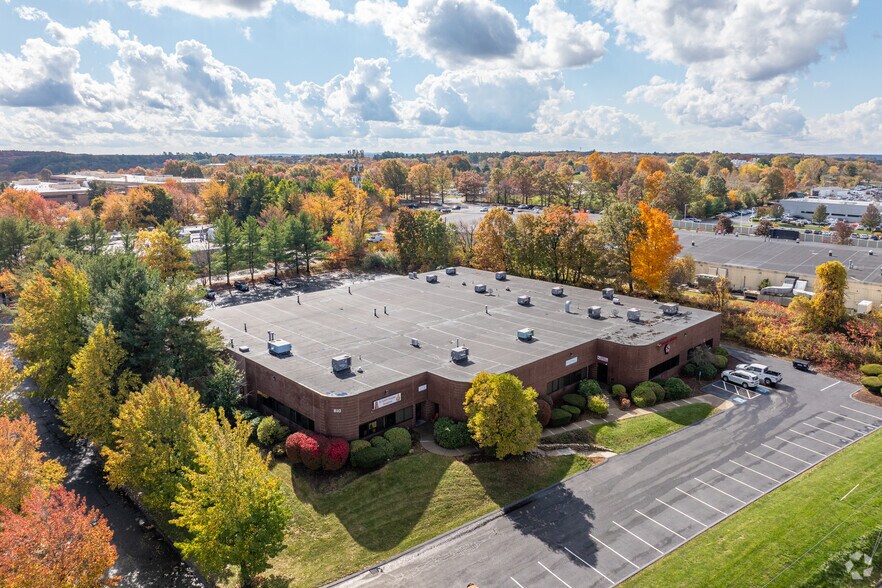More Photos Of 810 Boston Tpke, Shrewsbury Warehouse For Lease