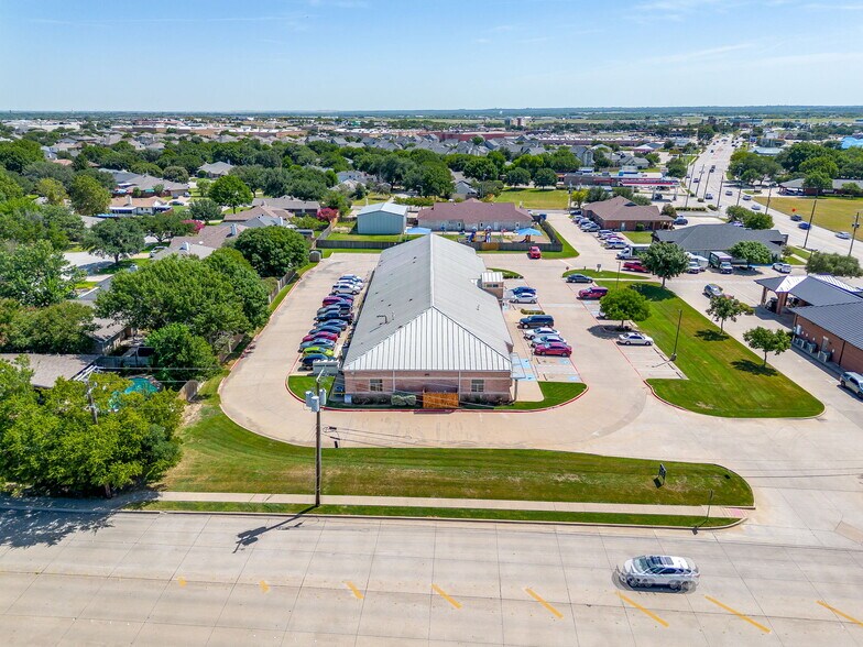 More Photos Of 663-671 NE Alsbury Blvd, Burleson Medical For Lease