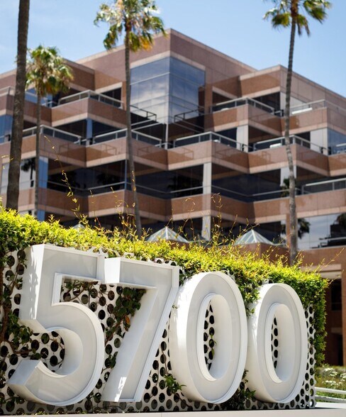 More Photos Of 5700 Wilshire Blvd, Los Angeles Office For Lease