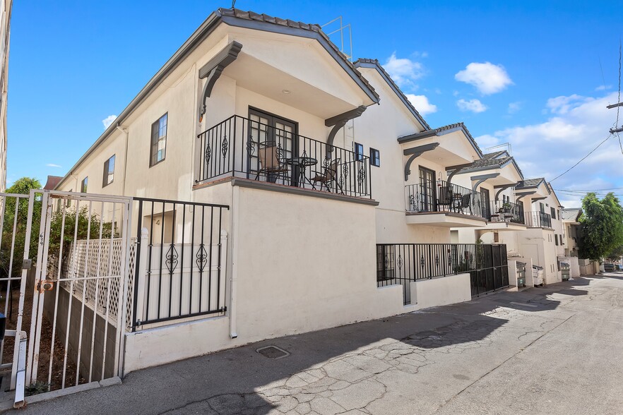 More Photos Of 635 E Olive Ave, Burbank Apartments For Sale
