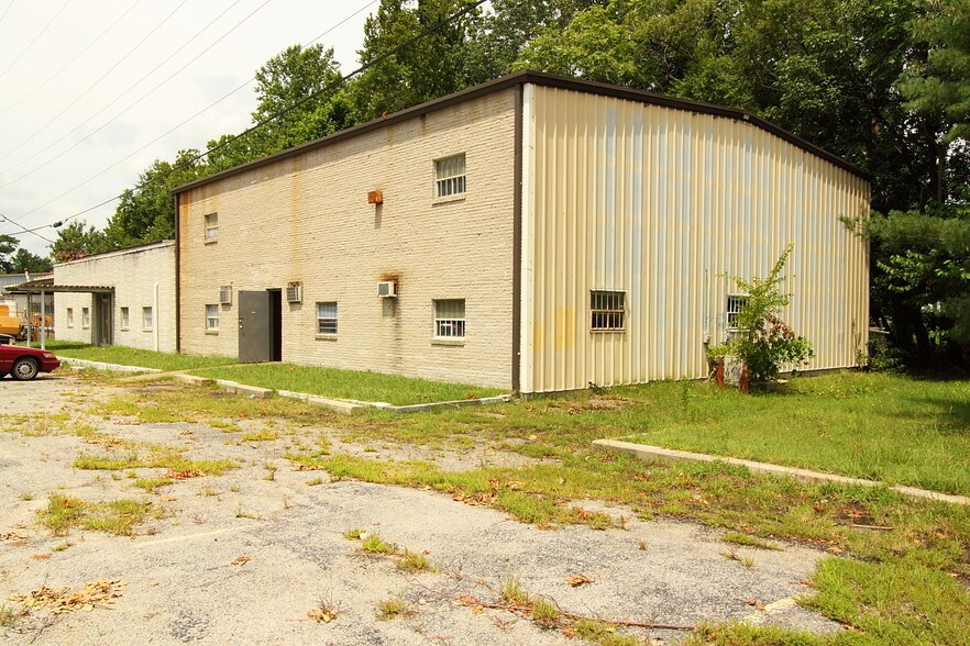 More Photos Of 4030 Seaguard Ave, Portsmouth Warehouse For Lease