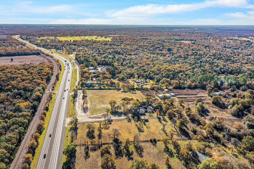 More Photos Of 5000 S State Highway 6, Hearne Land For Sale