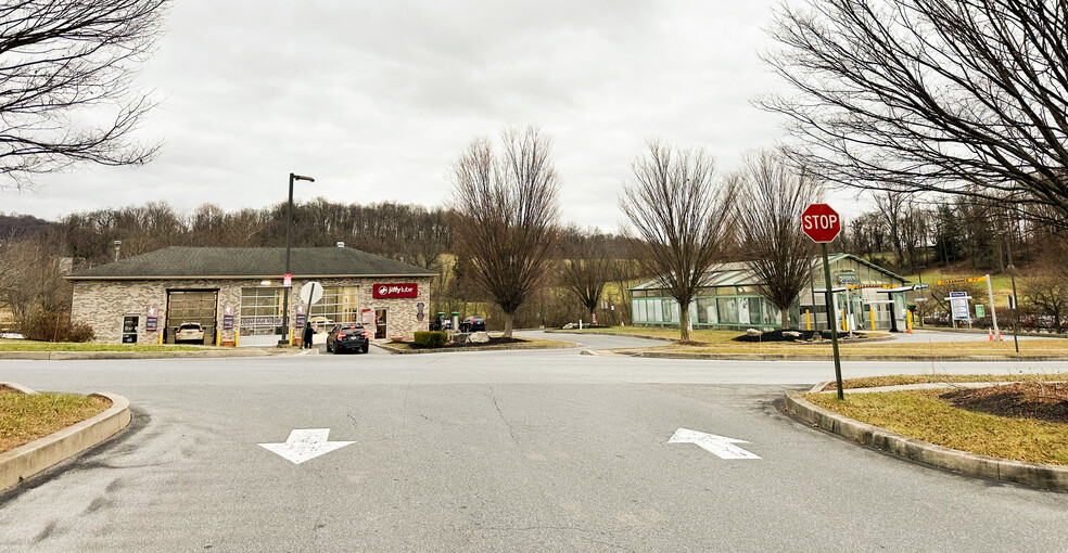 Primary Photo Of 1900 Kaylor Rd, Hummelstown Storefront For Sale