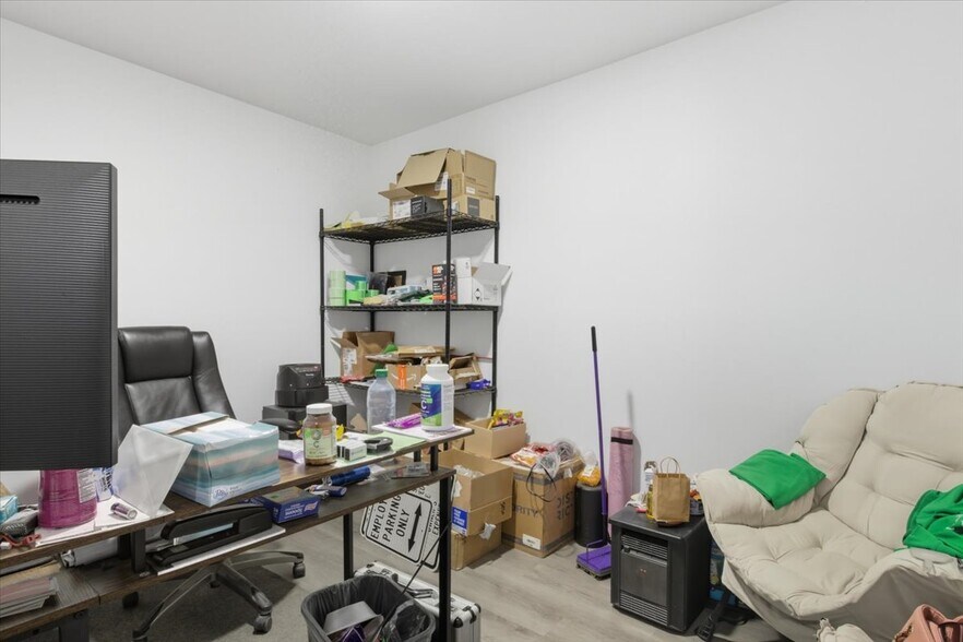 More Photos Of 105 N Broadway St, Syracuse Freestanding For Sale