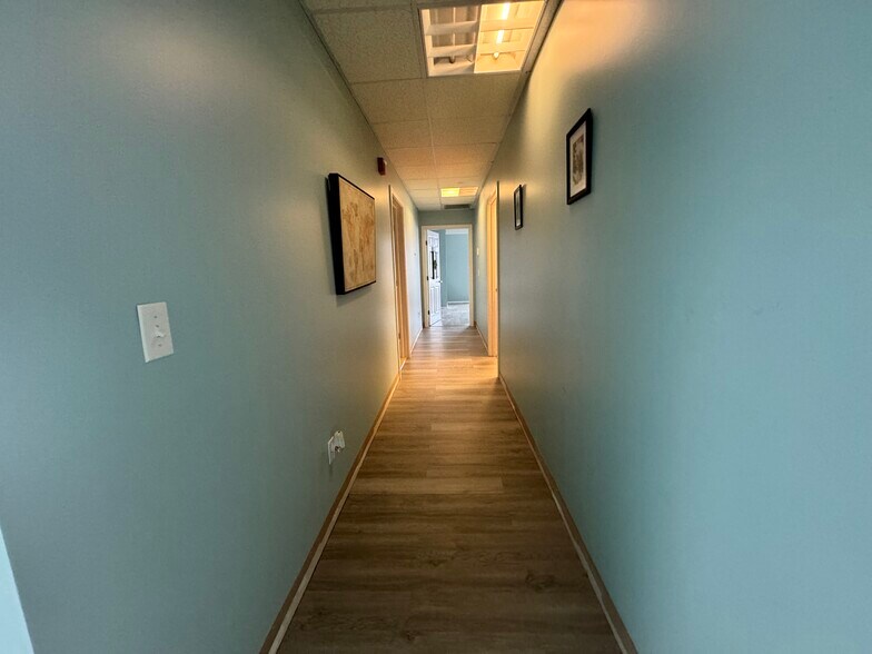 More Photos Of 155 Park Ave, Cranston Storefront Retail Office For Lease