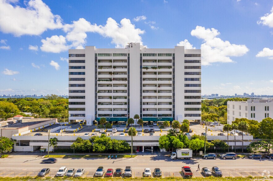 More Photos Of 4770 Biscayne Blvd, Miami Office Residential For Lease
