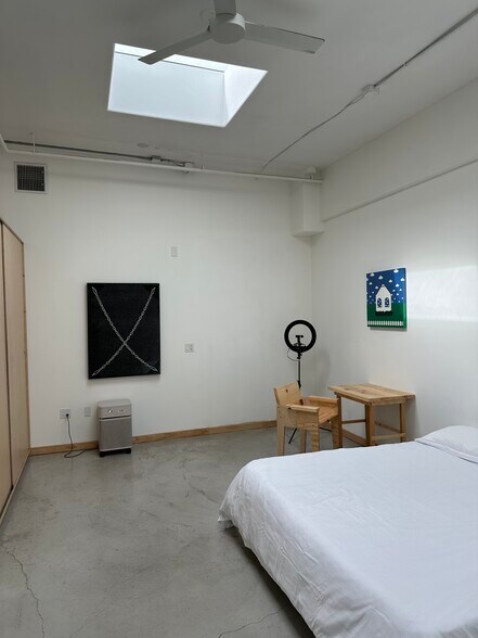 More Photos Of 4437 Telegraph Rd, Los Angeles Warehouse For Sale