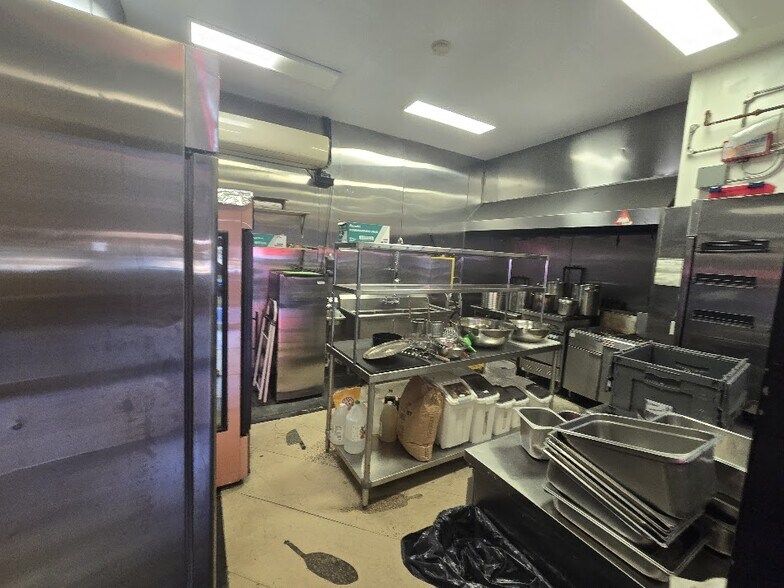 More Photos Of 358 112th St, New York Storefront Retail Residential For Lease