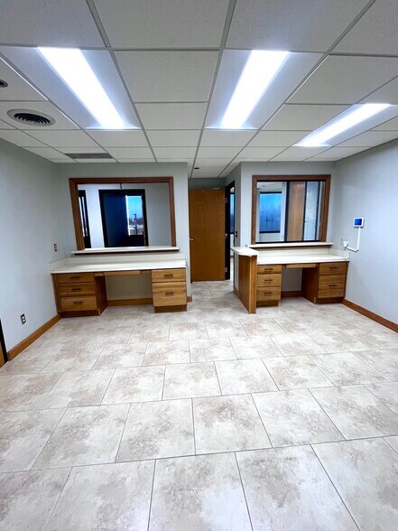 More Photos Of 1125 N Porter Ave, Norman Medical For Sale