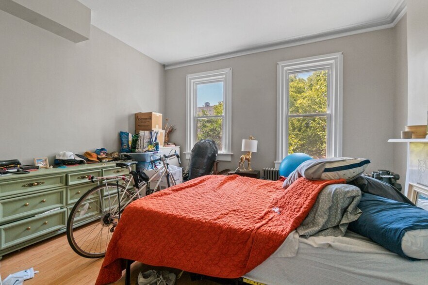 More Photos Of 1728 Bolton St, Baltimore Apartments For Sale