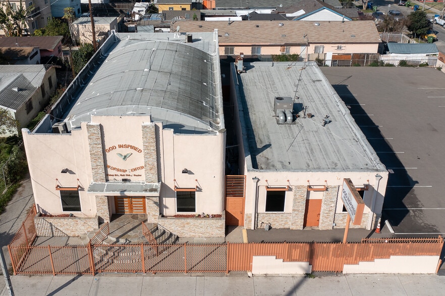 More Photos Of 8461 S San Pedro St, Los Angeles Religious Facility For Sale