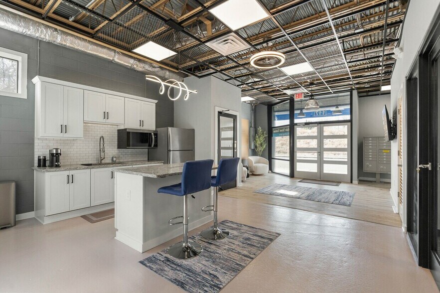 More Photos Of 117 S Main St, Hopewell Coworking Space