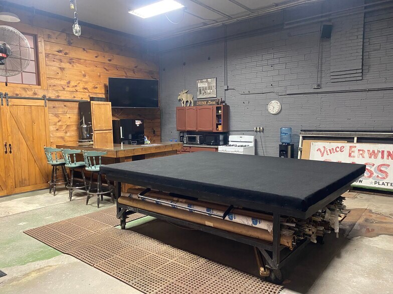 More Photos Of 301 N Washington Ave, Wellington General Retail For Sale