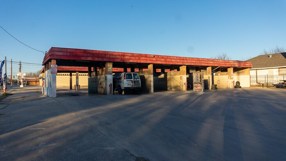 More Photos Of 1649 W Craig Pl, San Antonio Carwash For Sale