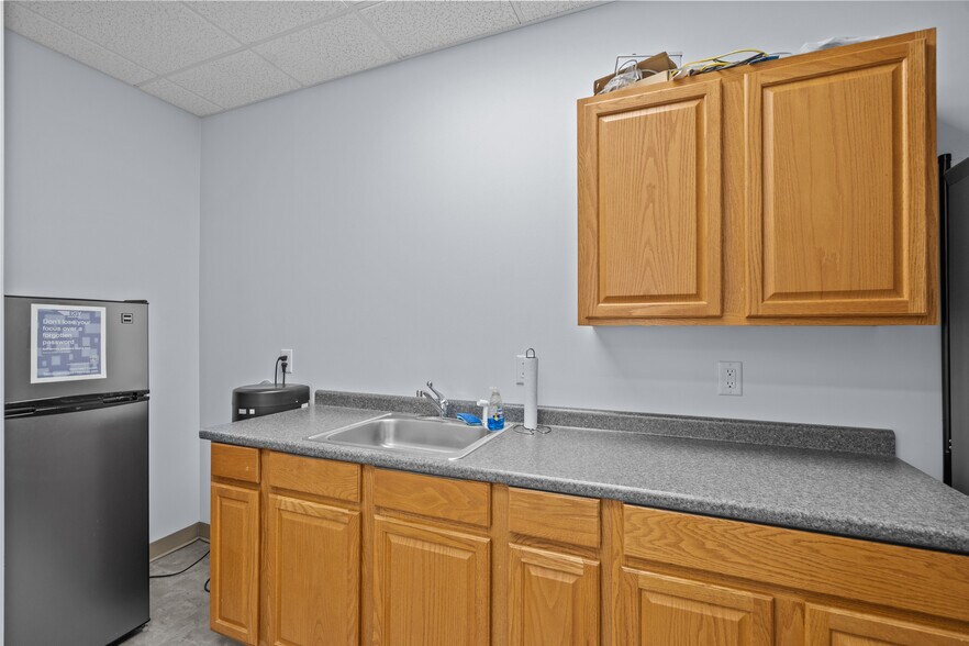 More Photos Of 3447 Pelham Rd, Greenville Office For Sale