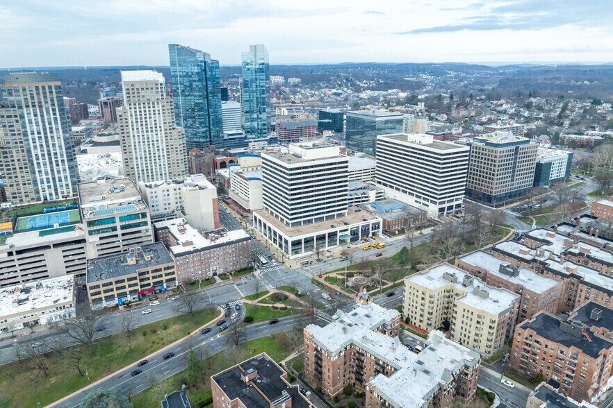 More Photos Of 1 N Broadway, White Plains Office For Lease