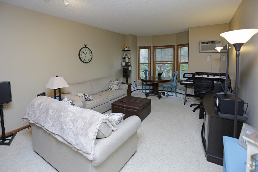 More Photos Of 4540 Snelling Ave, Minneapolis Apartments For Lease