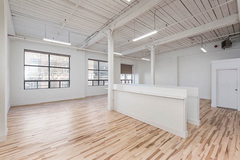 More Photos Of 276 Carlaw Av, Toronto Showroom For Lease