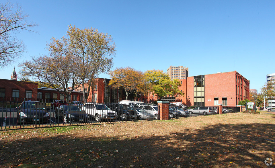 Primary Photo Of 75 Charter Oak Ave, Hartford Office For Lease