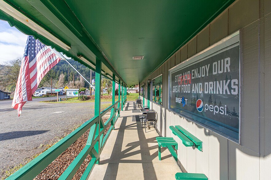 More Photos Of 32761 State Highway 38, Scottsburg Land For Sale