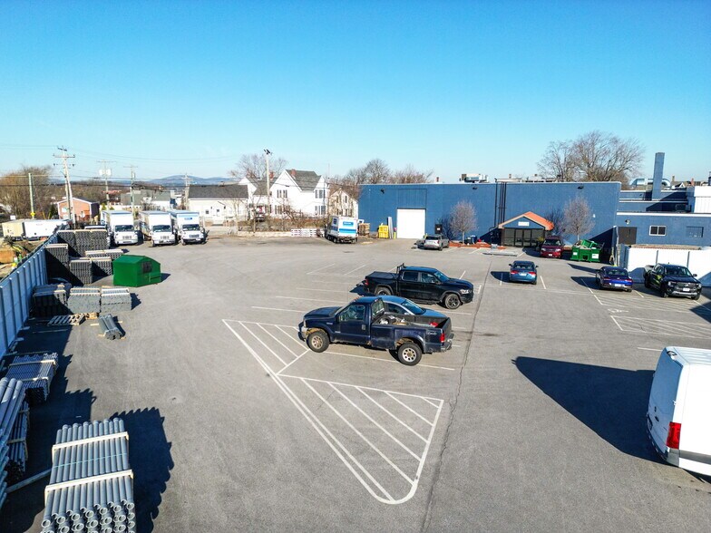 More Photos Of 305 Massabesic St, Manchester Manufacturing For Sale