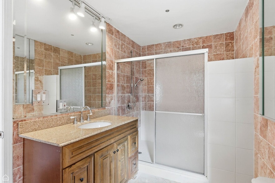 More Photos Of 6121 W Belmont Ave, Chicago Storefront Retail Residential For Sale