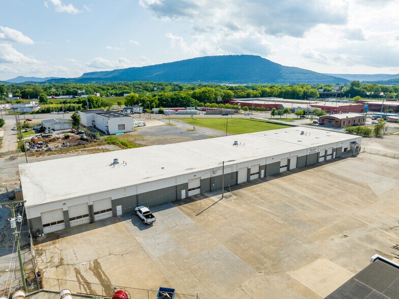 More Photos Of 1901 Polk St, Chattanooga Warehouse For Lease