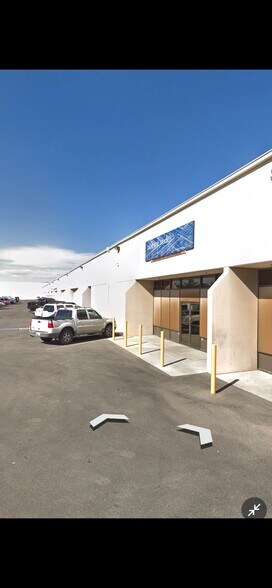 More Photos Of 3950 W Harmon Ave, Las Vegas Warehouse For Lease