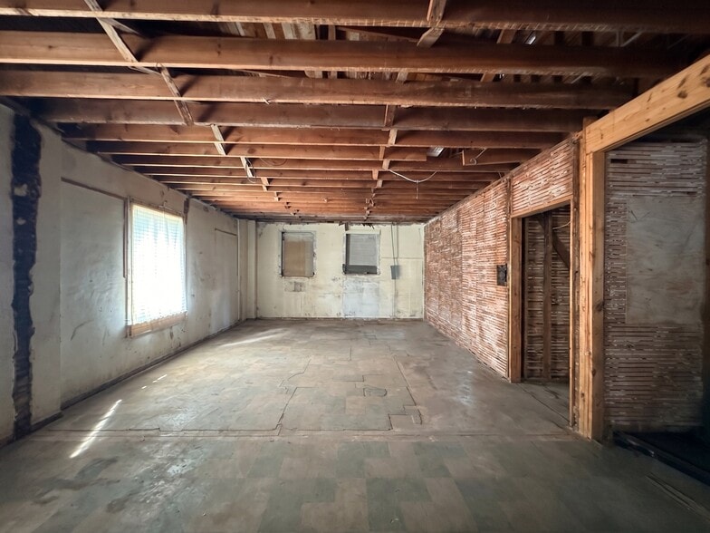 More Photos Of 1058 S Florida Ave, Lakeland Storefront Retail Office For Sale