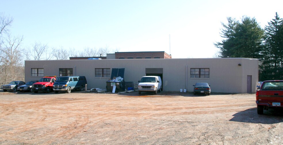 More Photos Of 15 N Washington St, Plainville Manufacturing For Sale