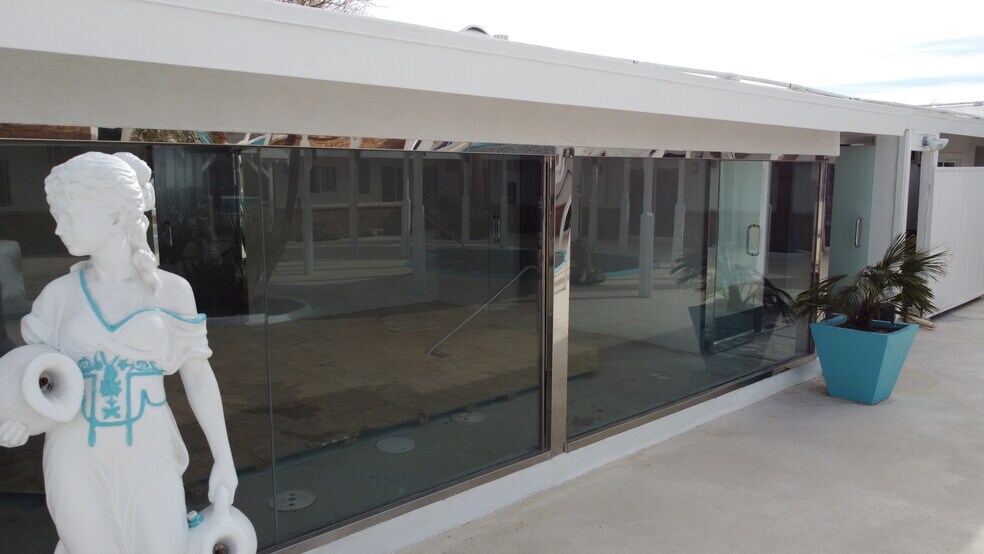 More Photos Of 68055 Club Circle Dr, Desert Hot Springs Hotel For Sale